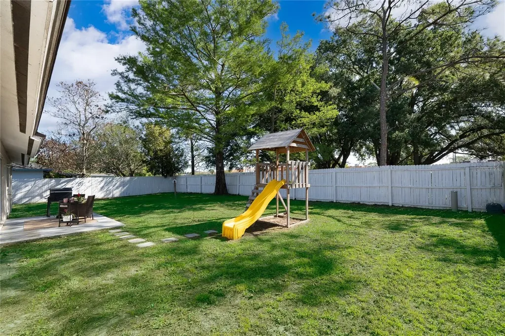 12141 Caper Street Orlando FL 32837