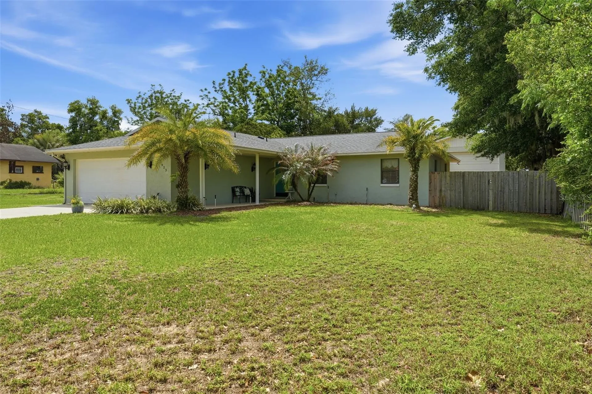 923 Park Drive Tavares FL 32778