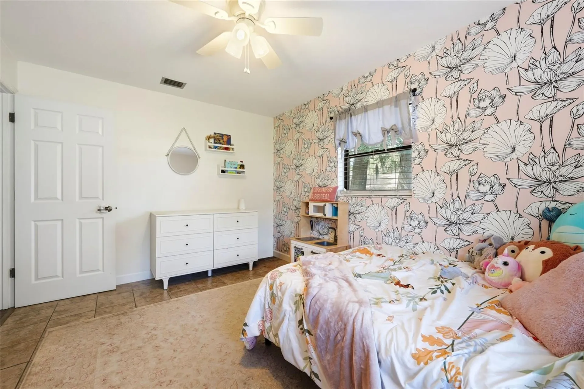923 Park Drive Tavares FL 32778