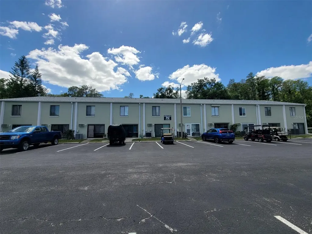 1761 Cupecoy Circle Lutz FL 33558