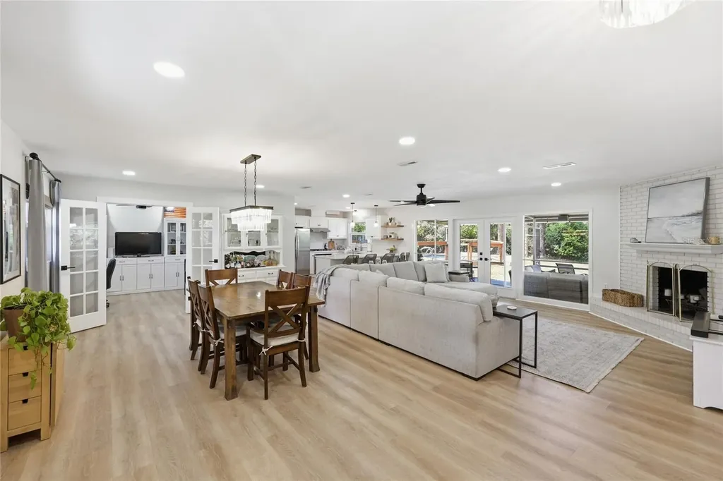 2230 NW 20th Court Gainesville FL 32605