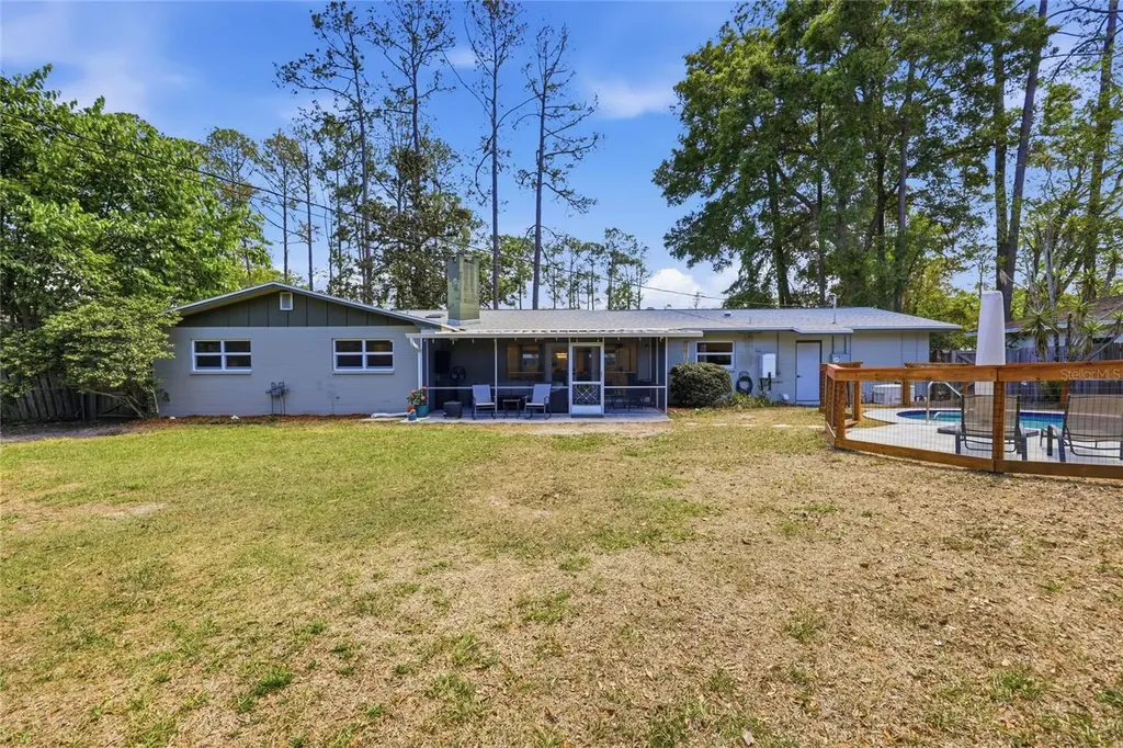 2230 NW 20th Court Gainesville FL 32605