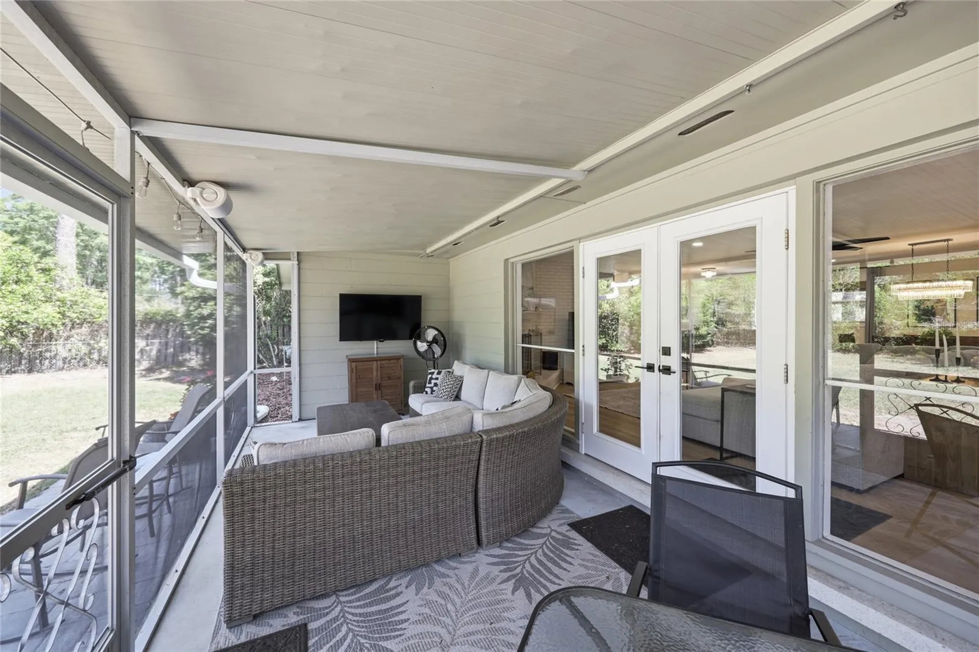 2230 NW 20th Court Gainesville FL 32605