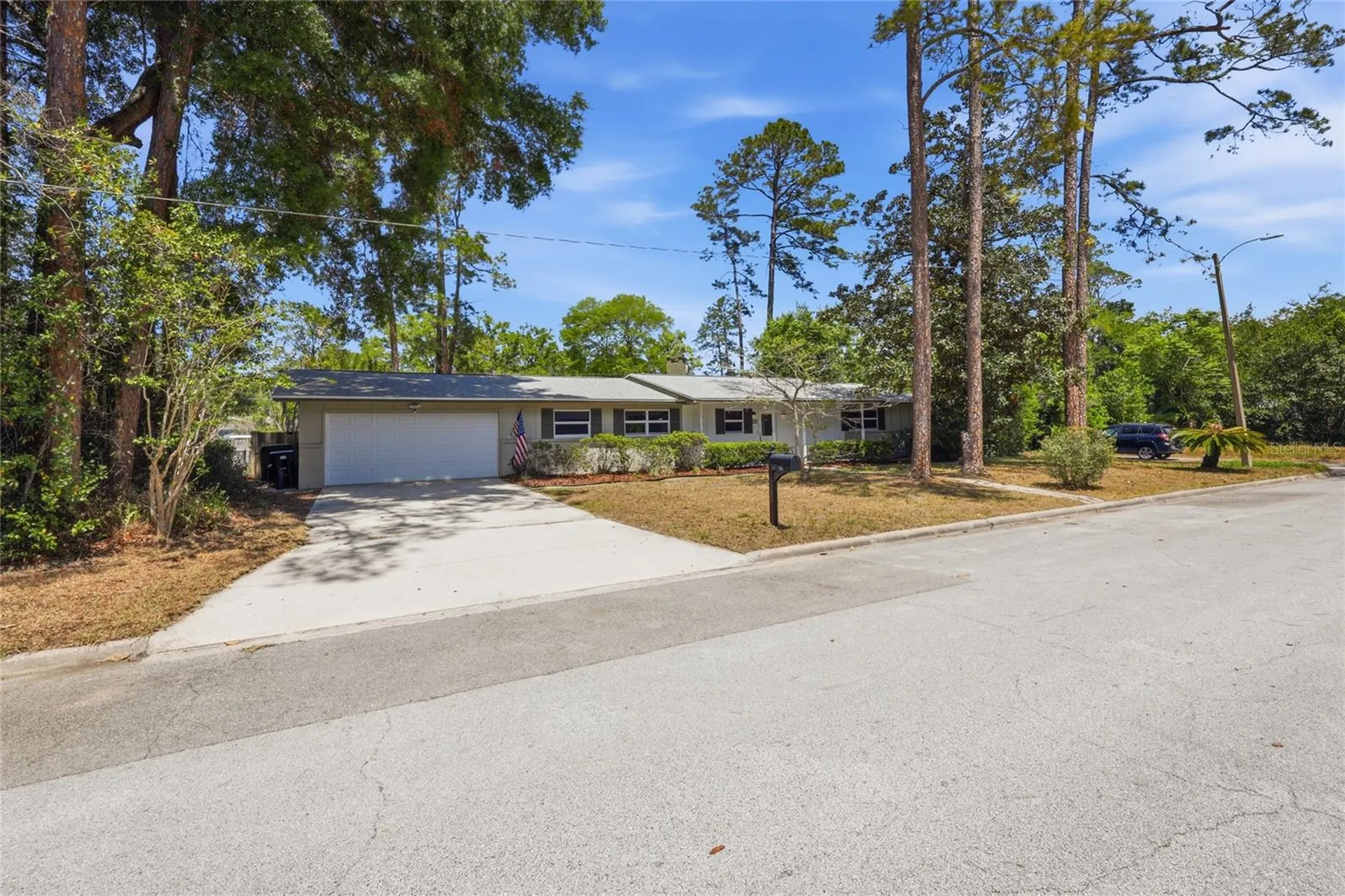 2230 NW 20th Court Gainesville FL 32605