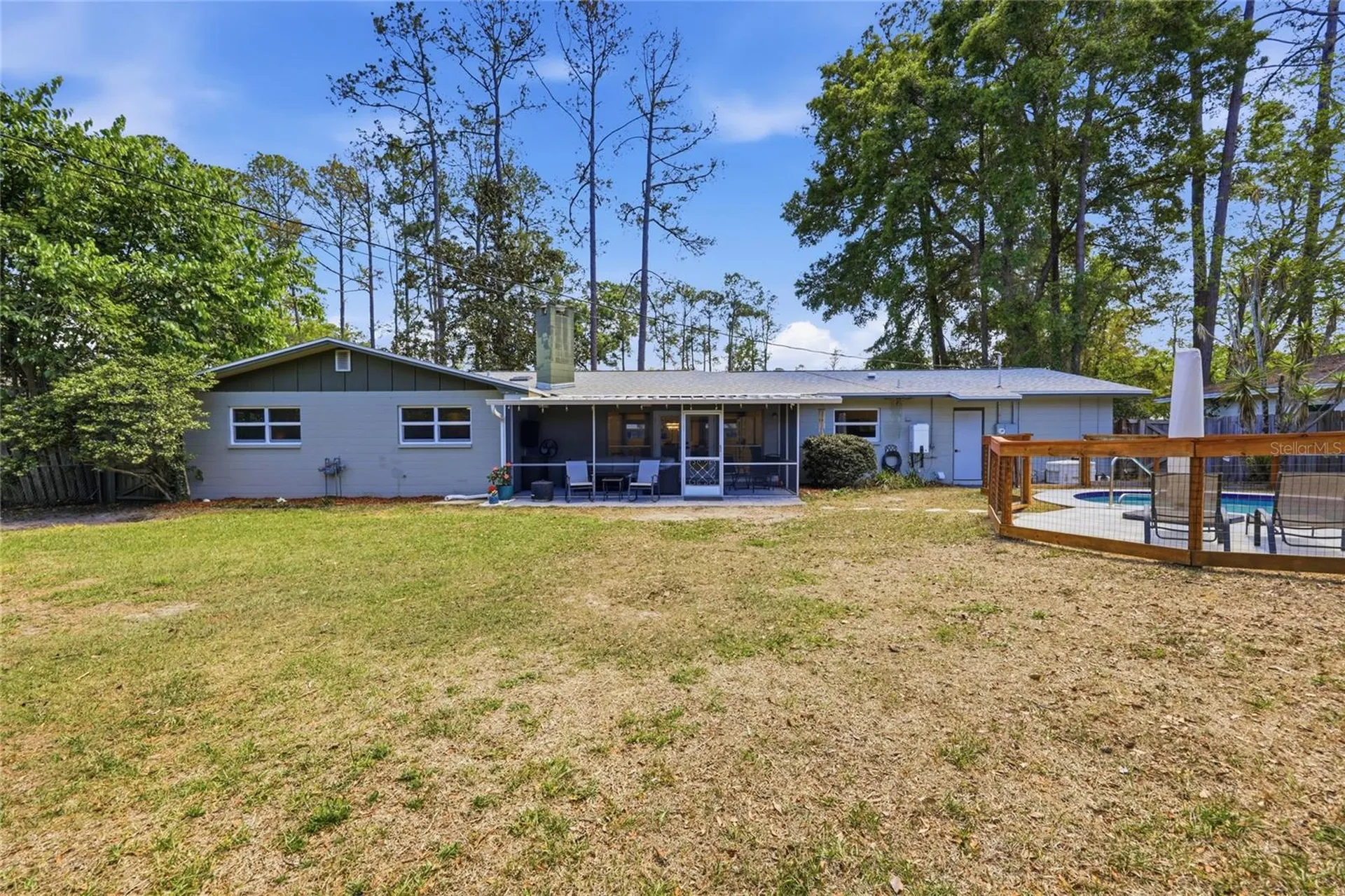 2230 NW 20th Court Gainesville FL 32605