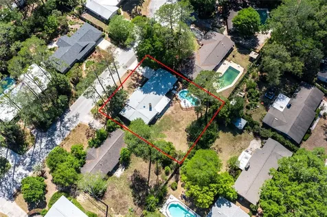 2230 NW 20th Court Gainesville FL 32605