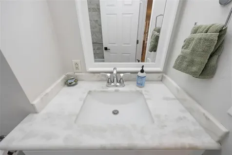 2230 NW 20th Court Gainesville FL 32605