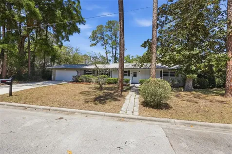 2230 NW 20th Court Gainesville FL 32605