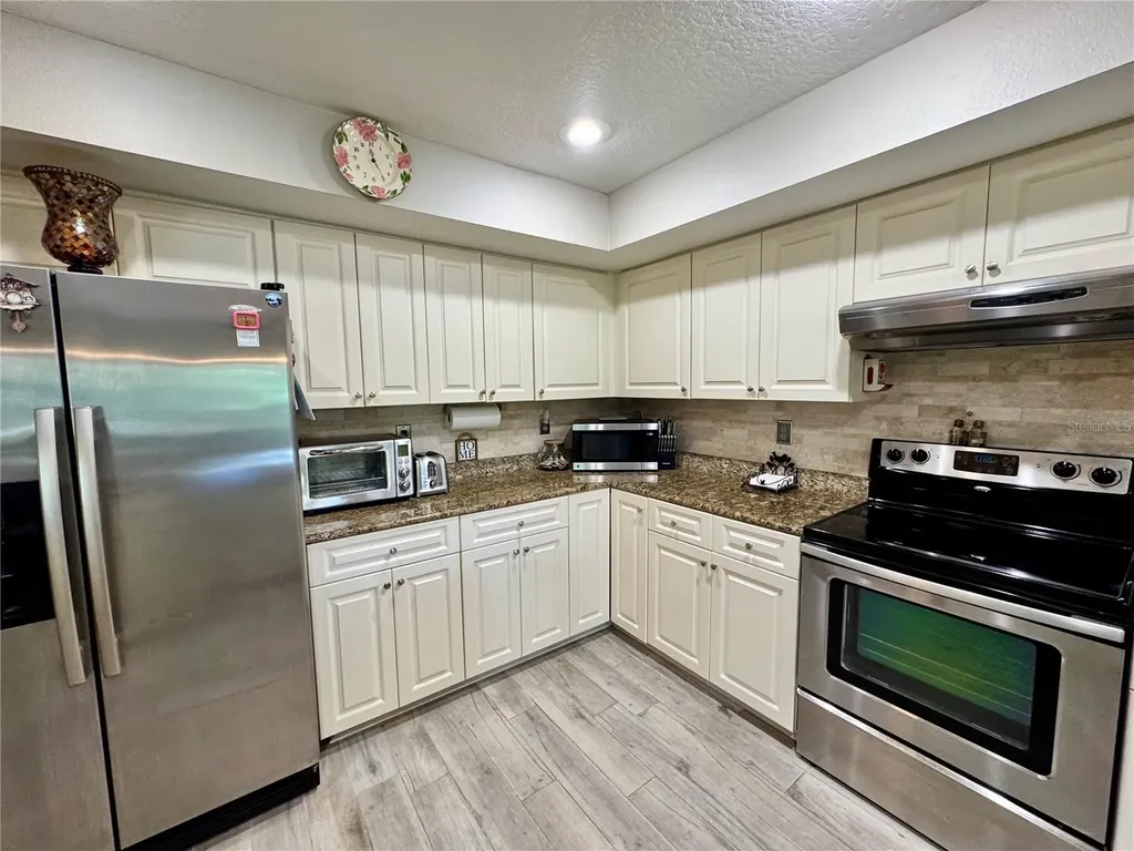 1116 Sunset Point Road Clearwater FL 33755