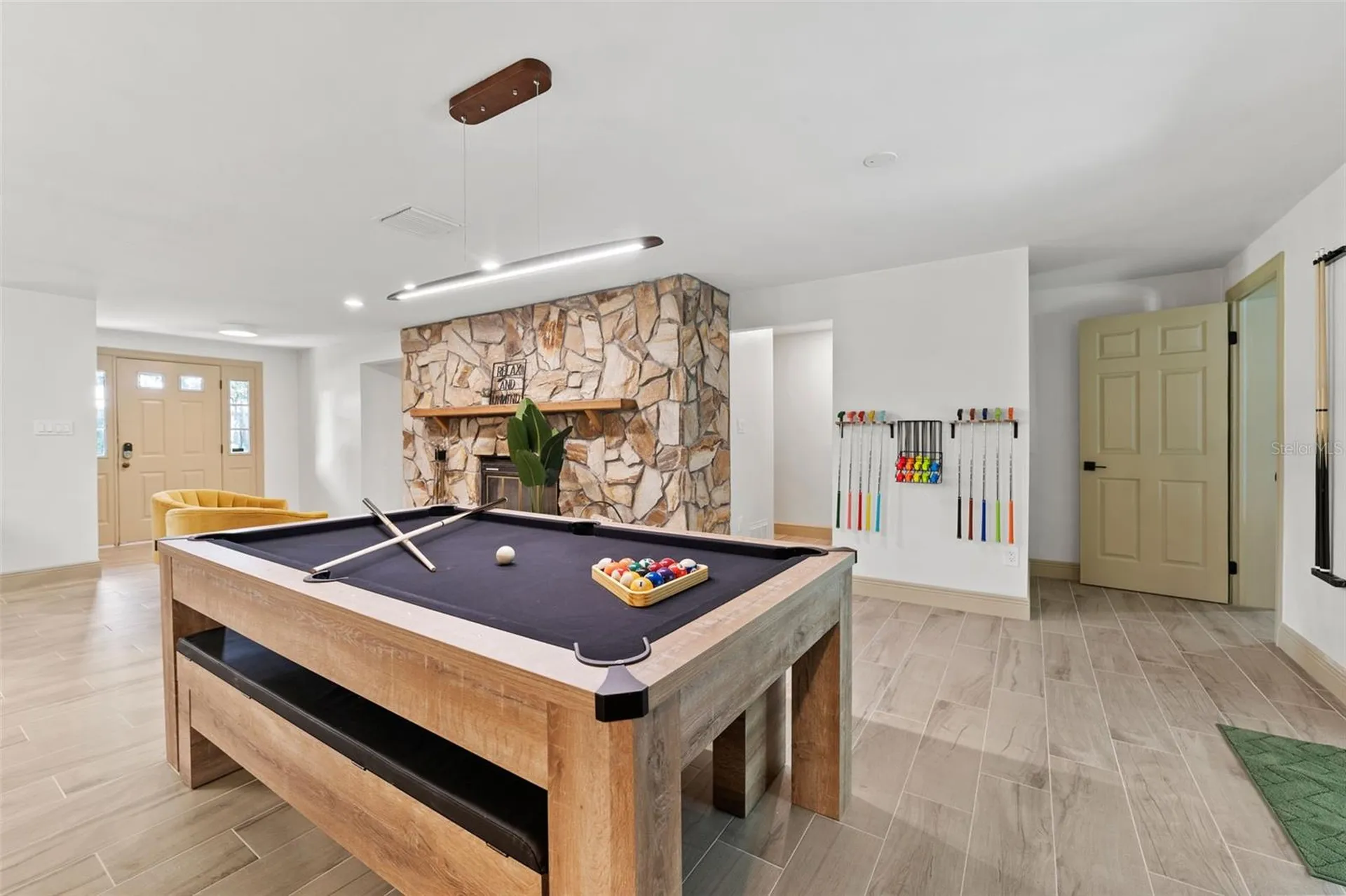 1830 Lakeview Road Clearwater FL 33764