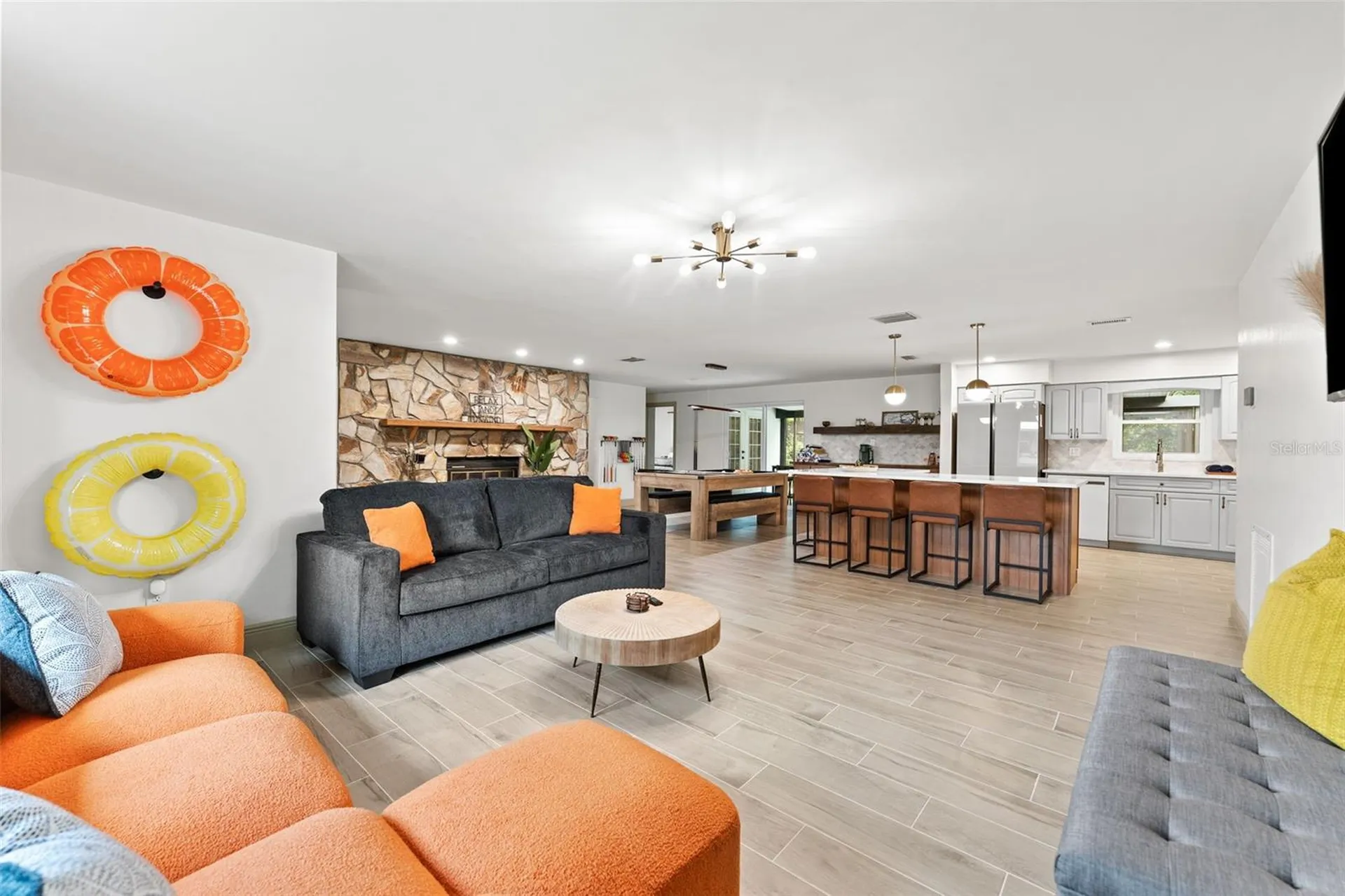 1830 Lakeview Road Clearwater FL 33764