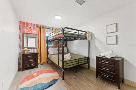 1830 Lakeview Road Clearwater FL 33764
