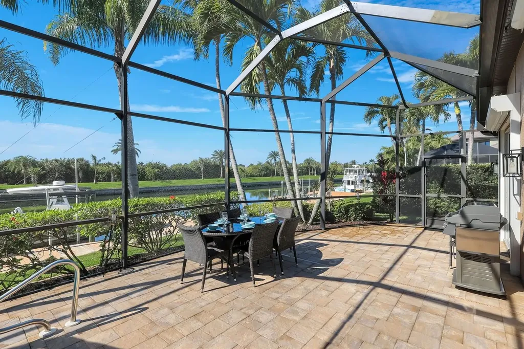 2022 El Dorado Parkway W Cape Coral FL 33914