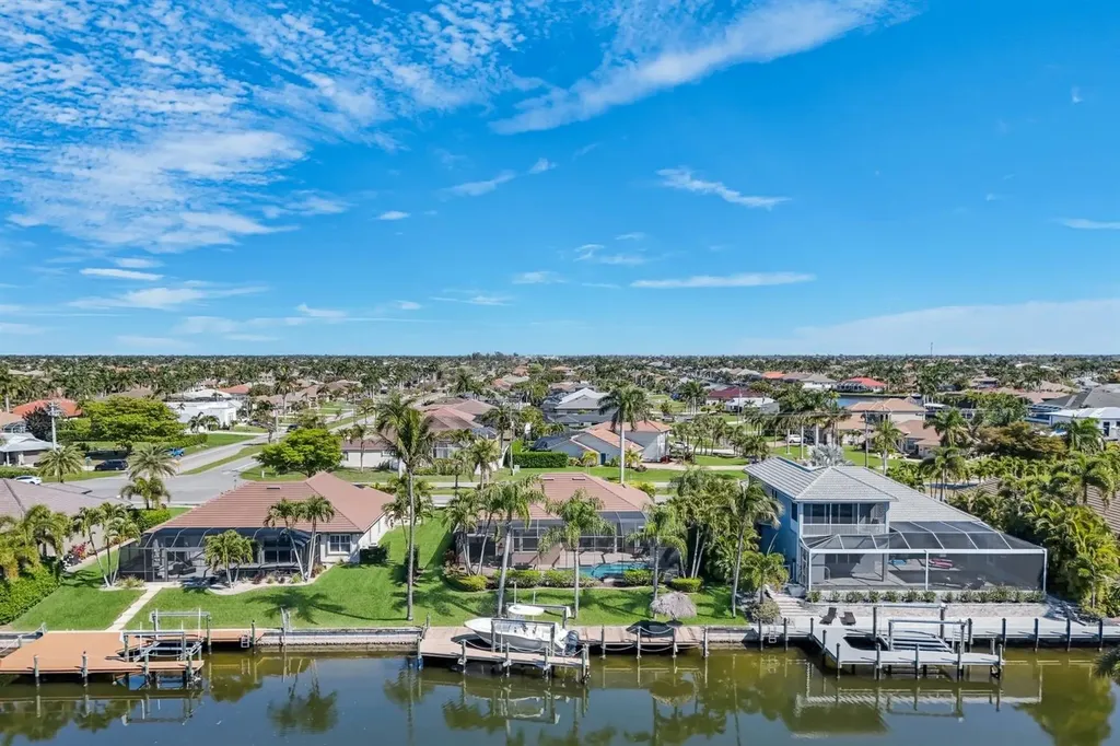 2022 El Dorado Parkway W Cape Coral FL 33914