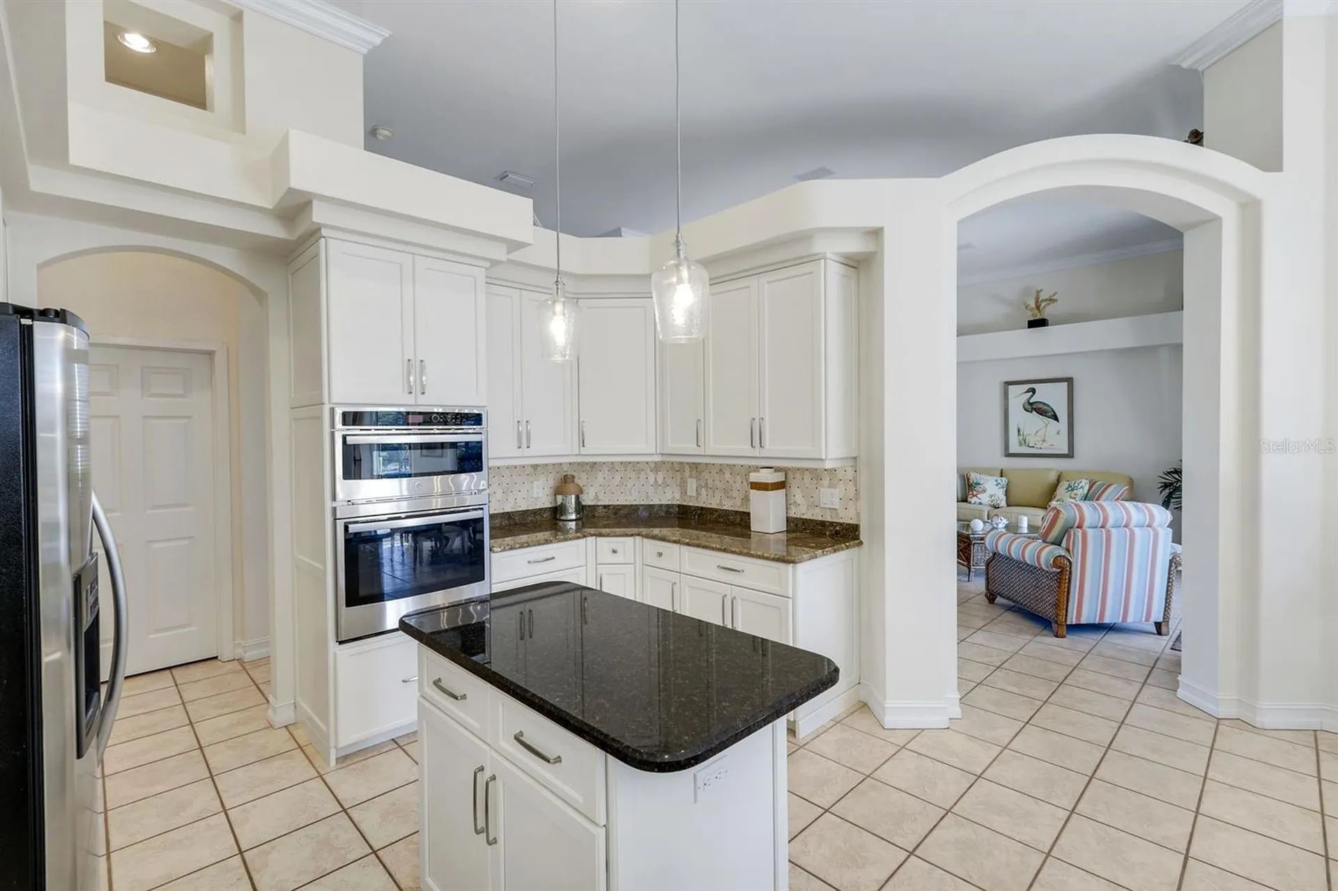 2022 El Dorado Parkway W Cape Coral FL 33914