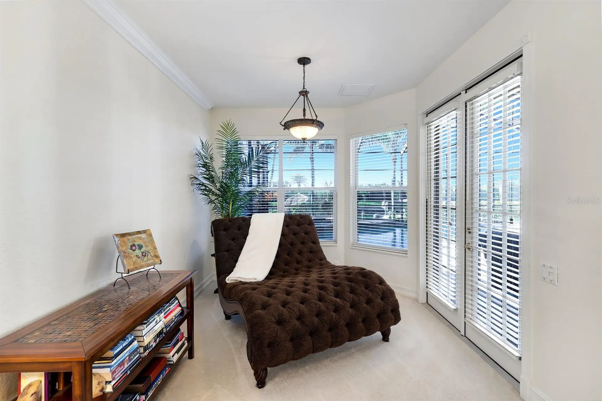 2022 El Dorado Parkway W Cape Coral FL 33914