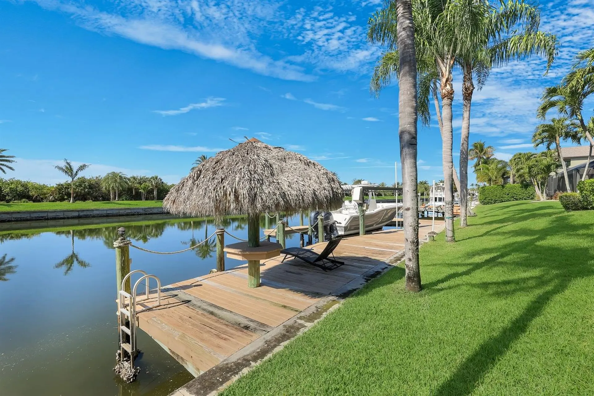2022 El Dorado Parkway W Cape Coral FL 33914