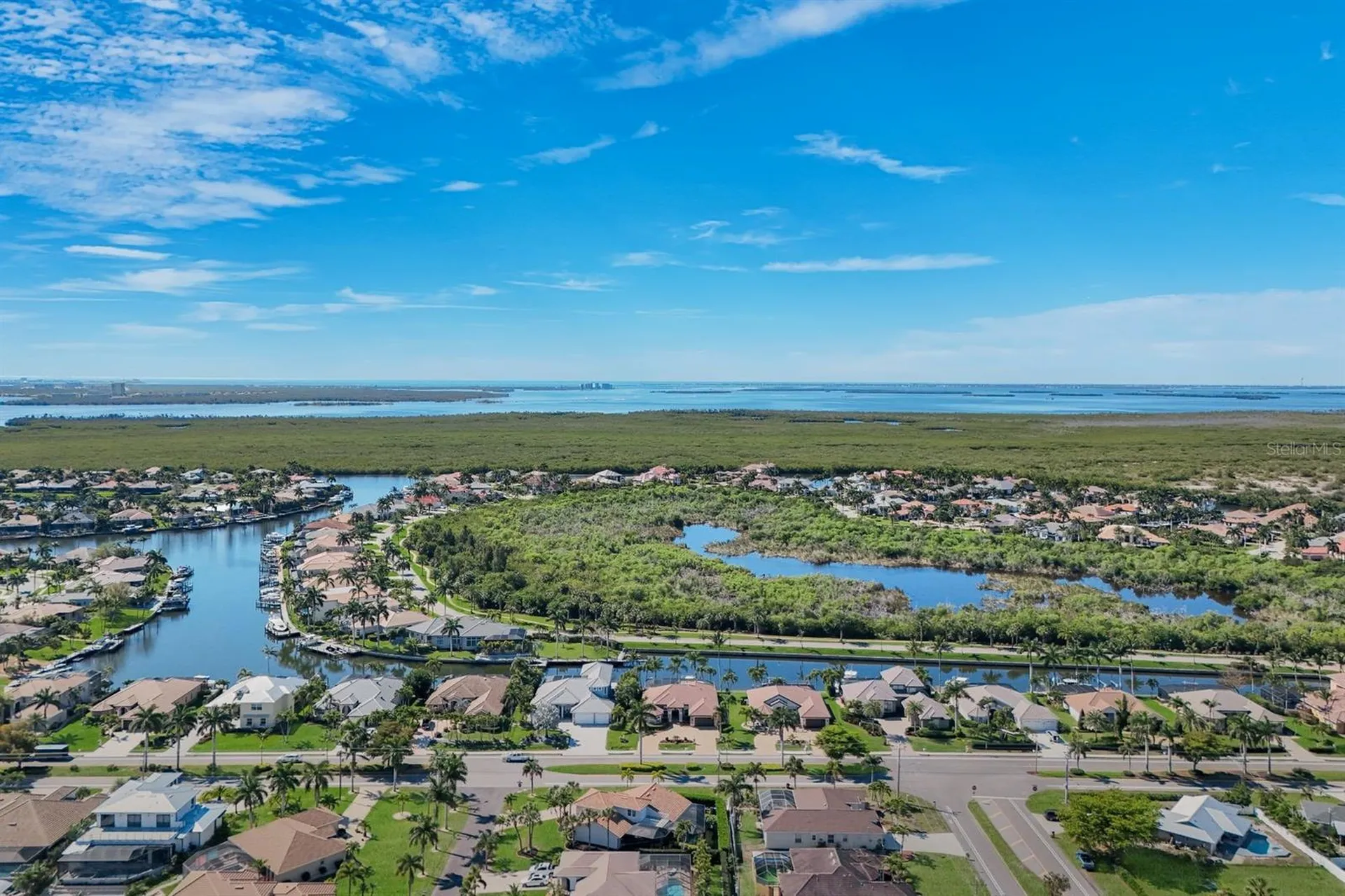 2022 El Dorado Parkway W Cape Coral FL 33914