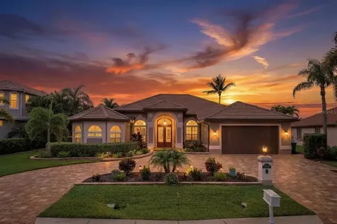 2022 El Dorado Parkway W Cape Coral FL 33914
