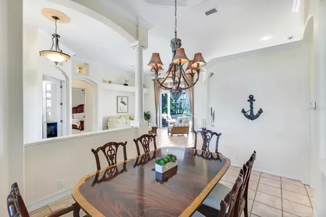 2022 El Dorado Parkway W Cape Coral FL 33914
