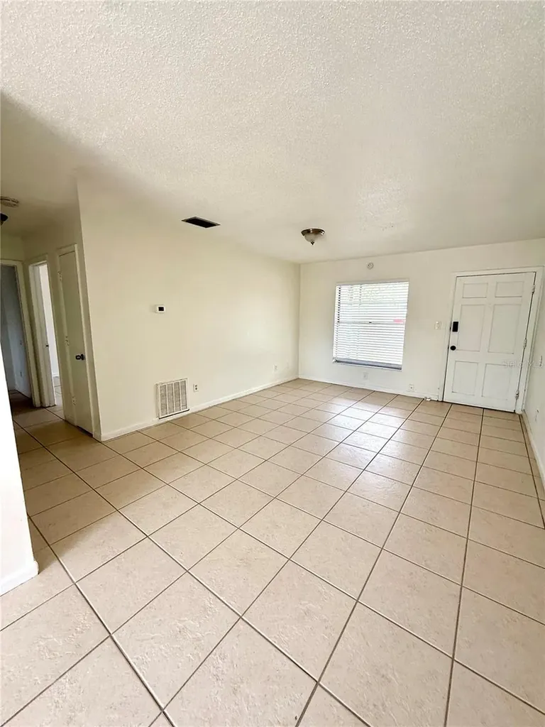 2800 E 113th Avenue Tampa FL 33612