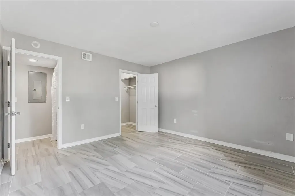 950 Lake Destiny Road Altamonte Springs FL 32714