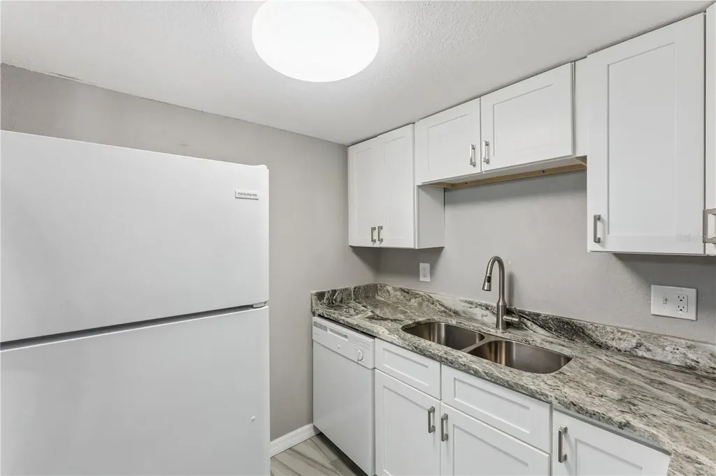 950 Lake Destiny Road Altamonte Springs FL 32714