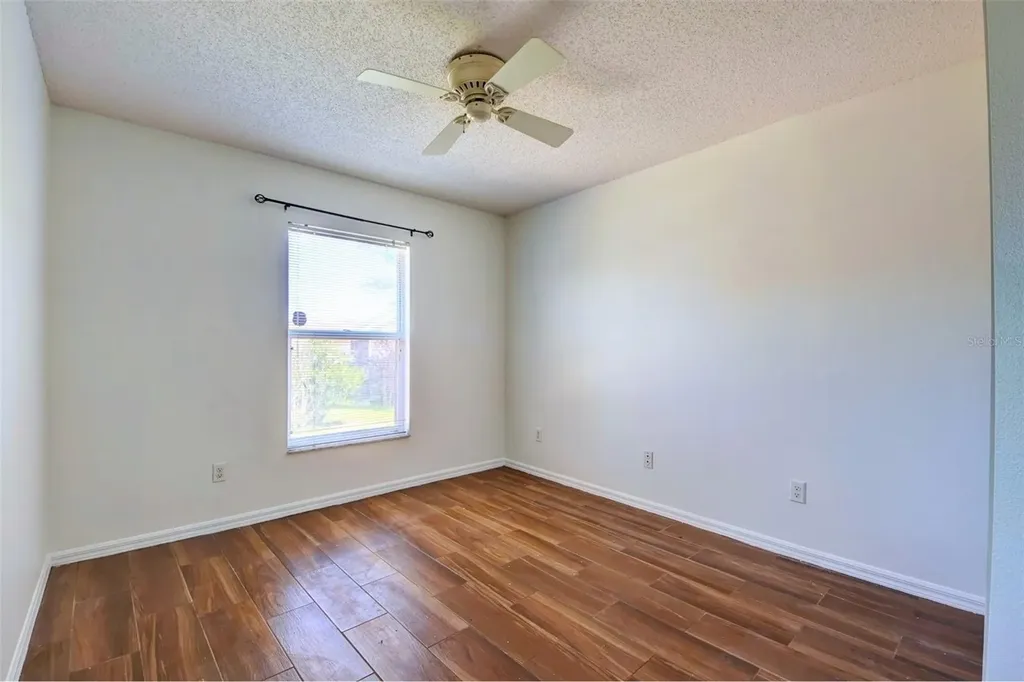 635 Rochester Loop Davenport FL 33897