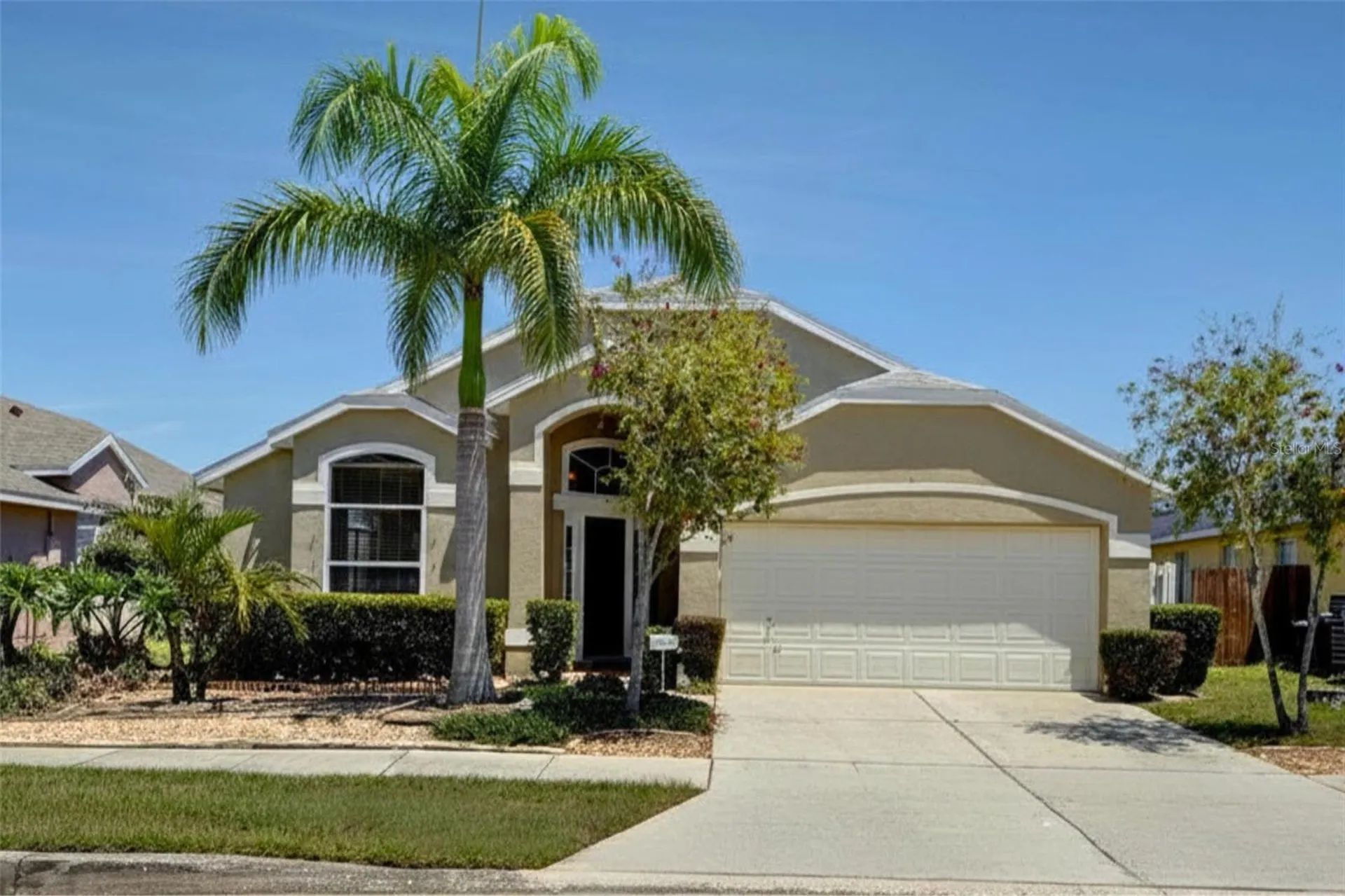 635 Rochester Loop Davenport FL 33897