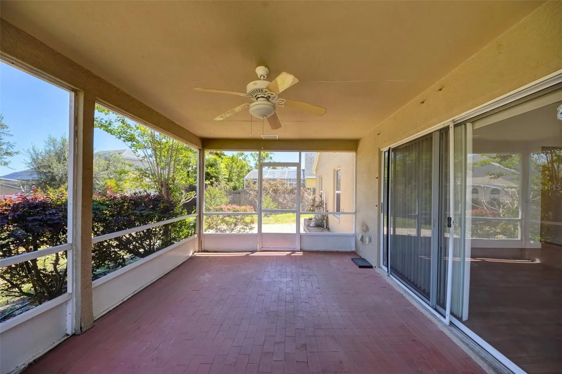 635 Rochester Loop Davenport FL 33897