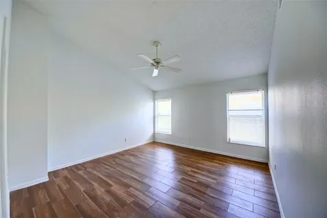 635 Rochester Loop Davenport FL 33897