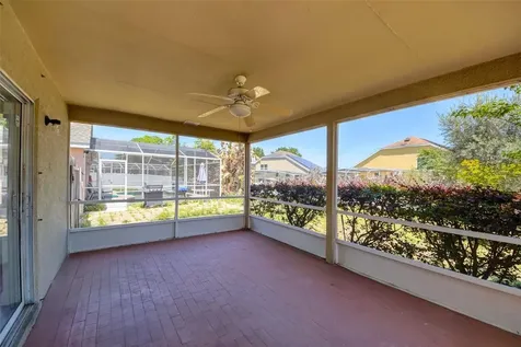 635 Rochester Loop Davenport FL 33897