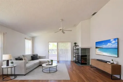 635 Rochester Loop Davenport FL 33897