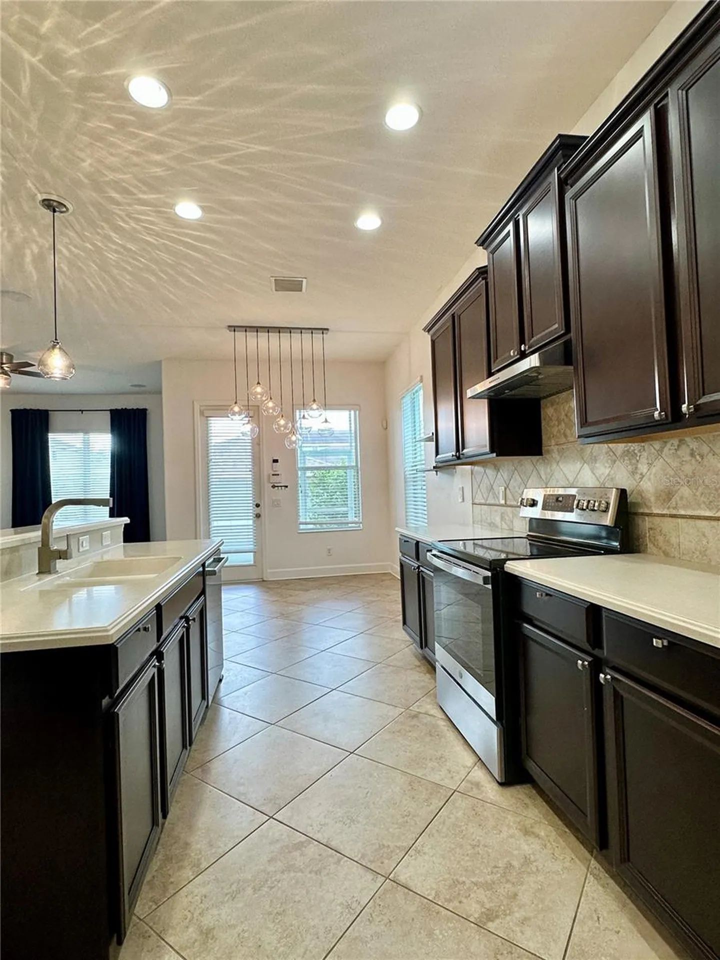 6157 Castleton Hollow Road Riverview FL 33578