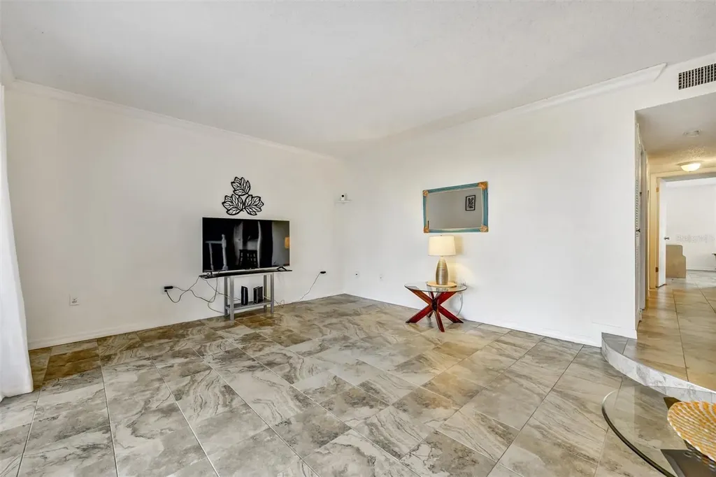 704 Haven Place Tarpon Springs FL 34689