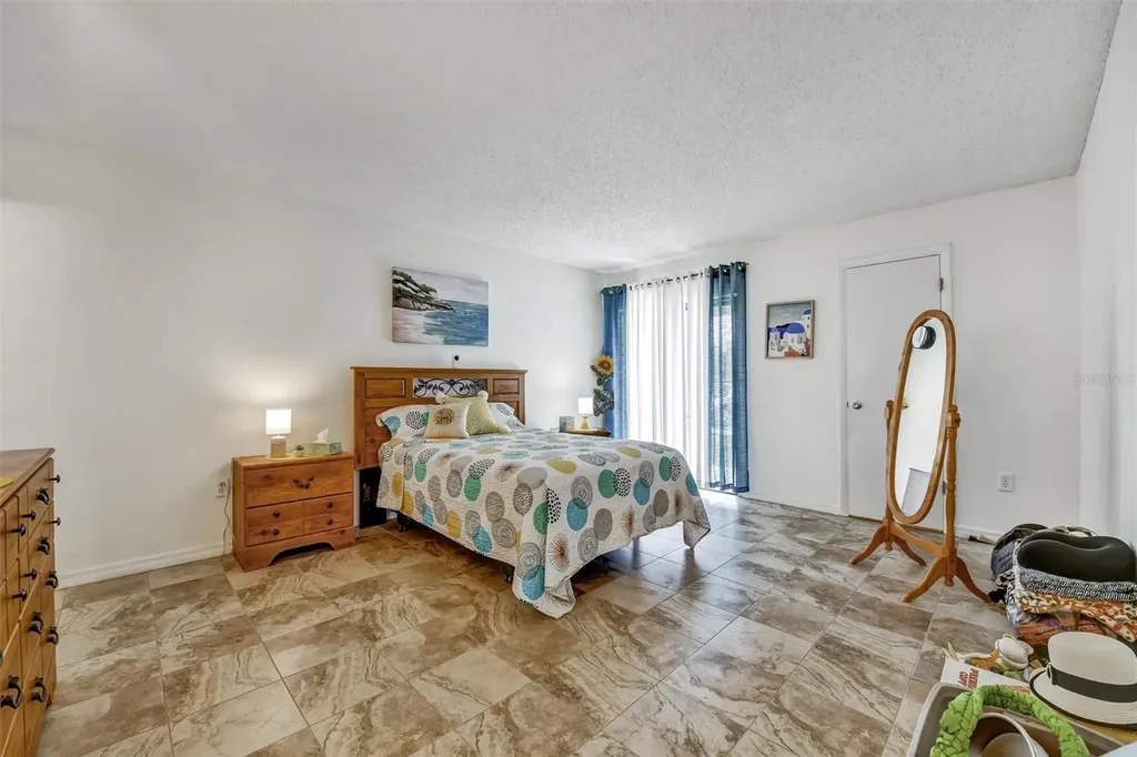 704 Haven Place Tarpon Springs FL 34689