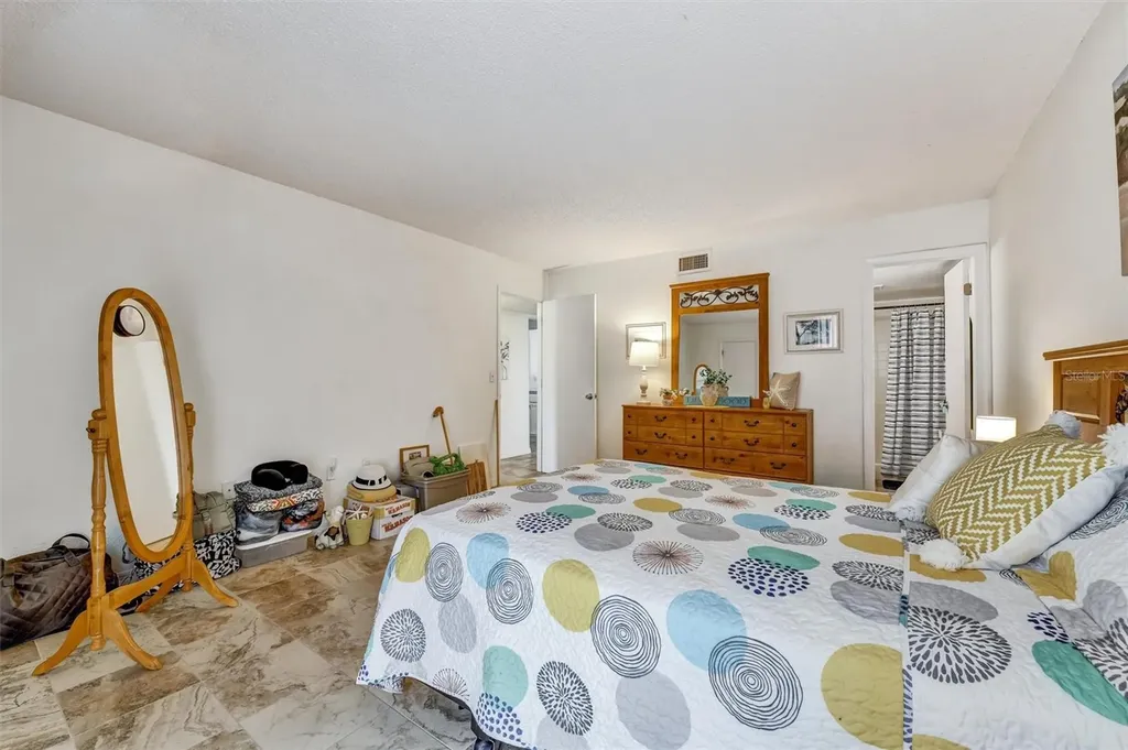 704 Haven Place Tarpon Springs FL 34689