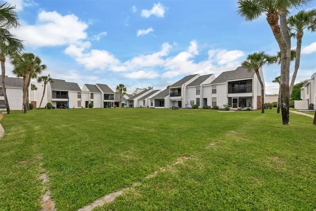 704 Haven Place Tarpon Springs FL 34689