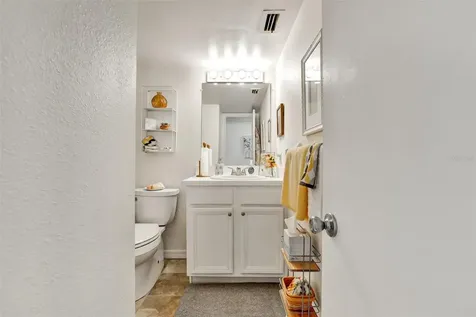 704 Haven Place Tarpon Springs FL 34689