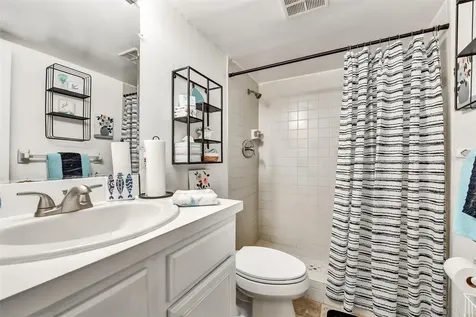 704 Haven Place Tarpon Springs FL 34689