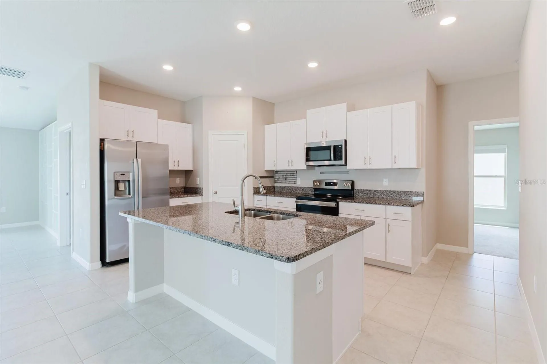7025 King Creek Drive Sun City Center FL 33573