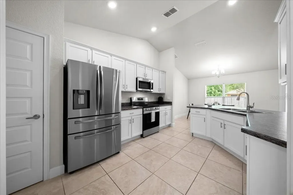 97 Dogwood Drive Loop Ocala FL 34472
