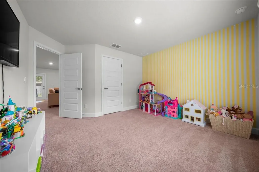 97 Dogwood Drive Loop Ocala FL 34472