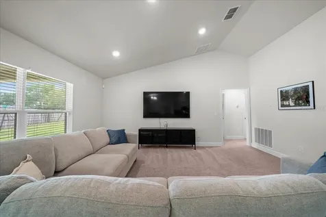 97 Dogwood Drive Loop Ocala FL 34472