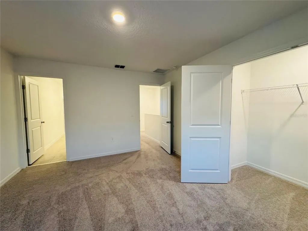 2923 Skyline Loop Kissimmee FL 34758