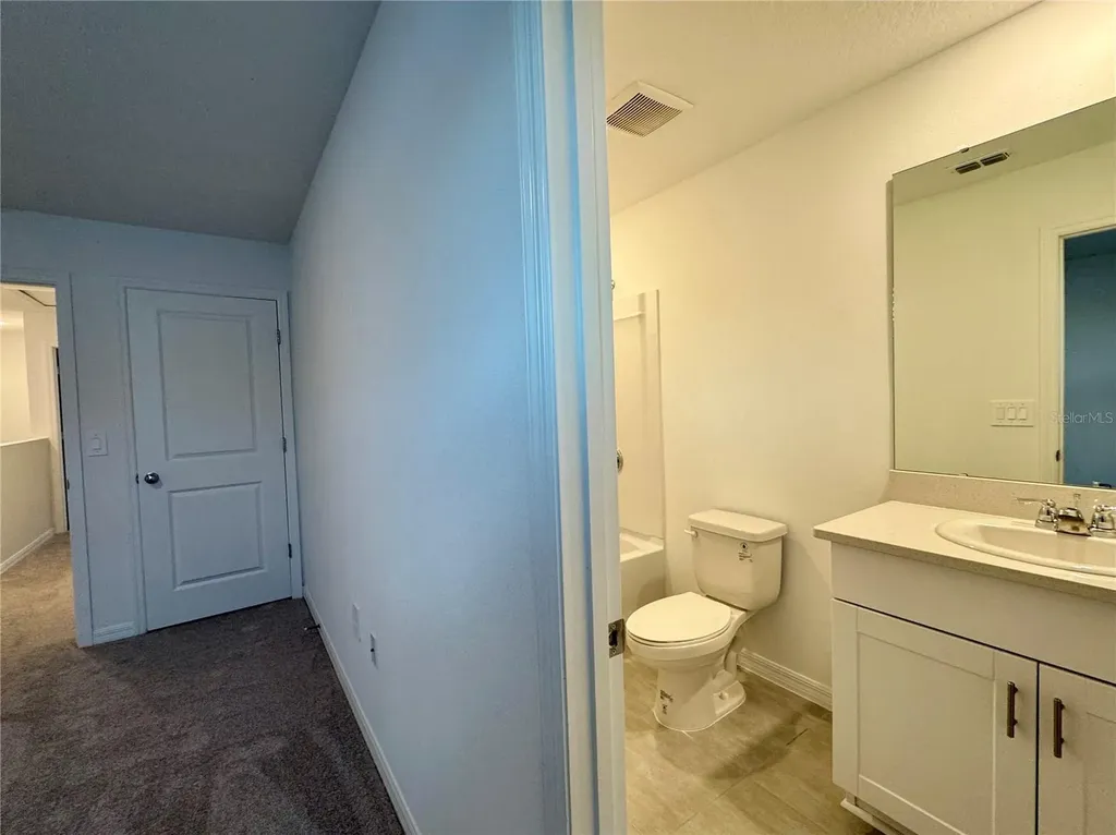 2923 Skyline Loop Kissimmee FL 34758