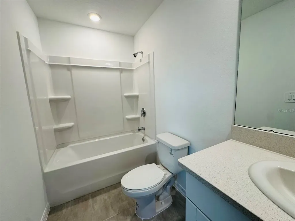 2923 Skyline Loop Kissimmee FL 34758