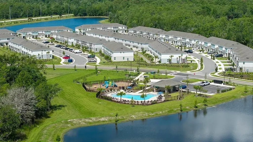 2923 Skyline Loop Kissimmee FL 34758