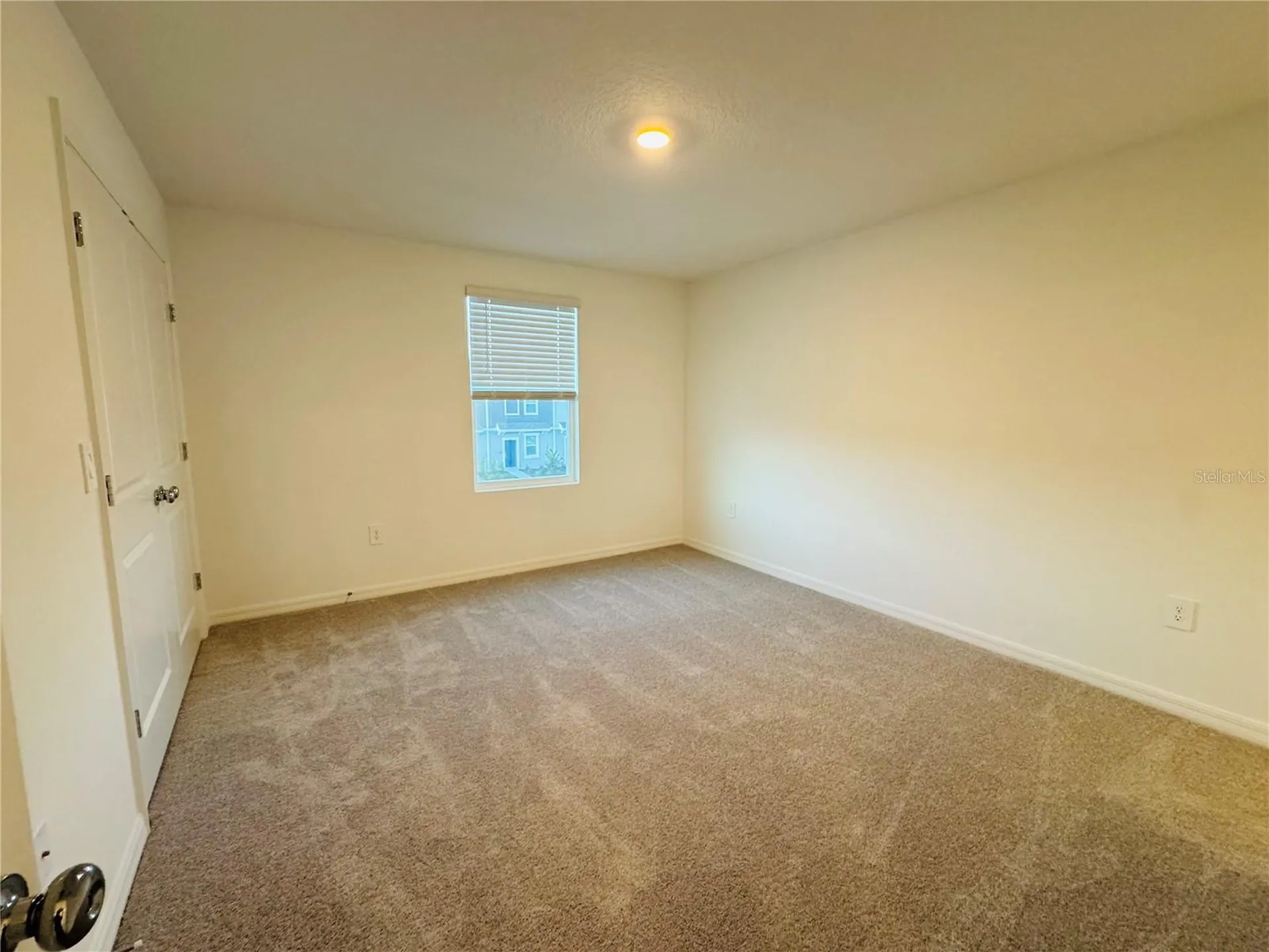 2923 Skyline Loop Kissimmee FL 34758