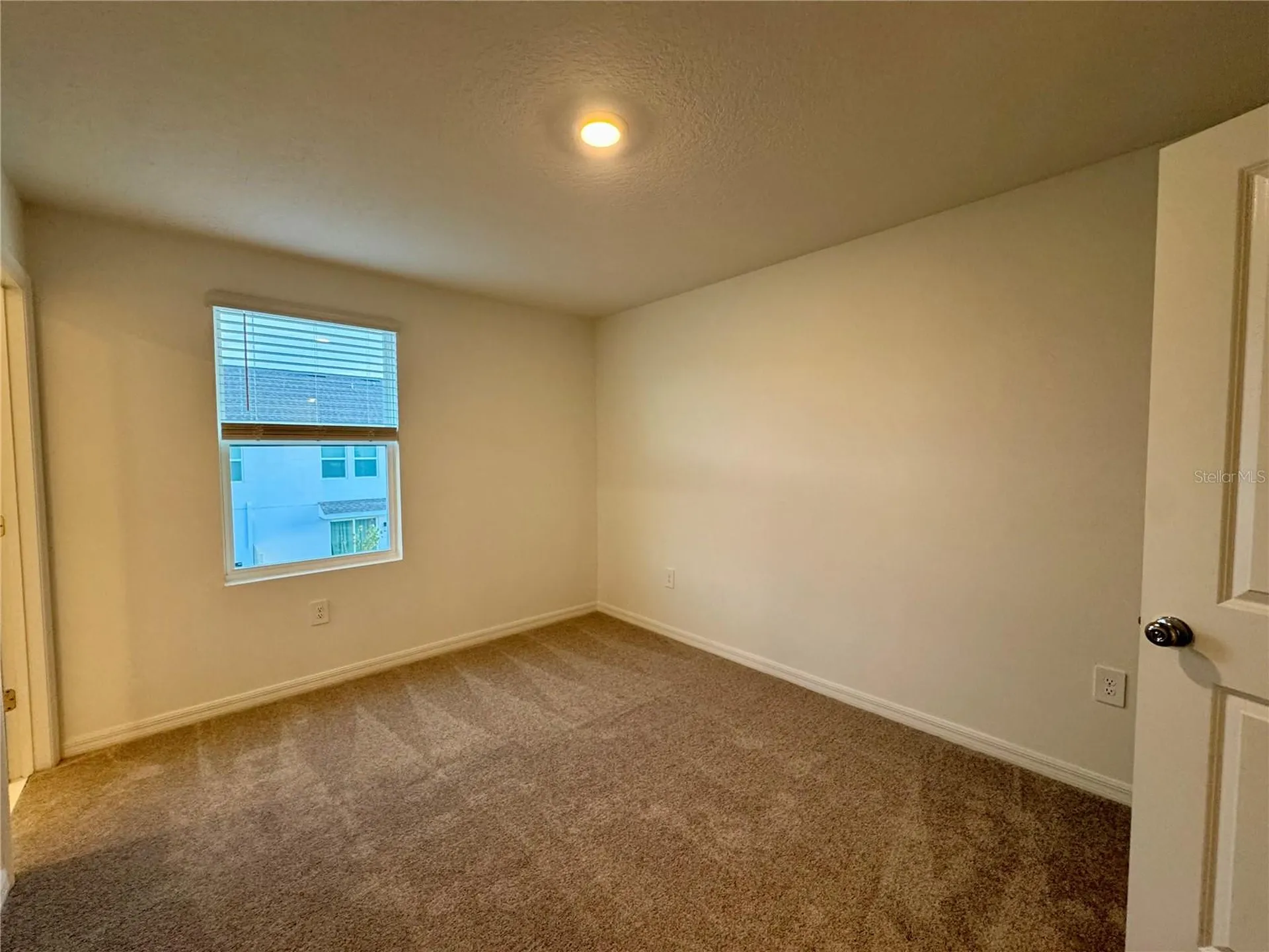 2923 Skyline Loop Kissimmee FL 34758